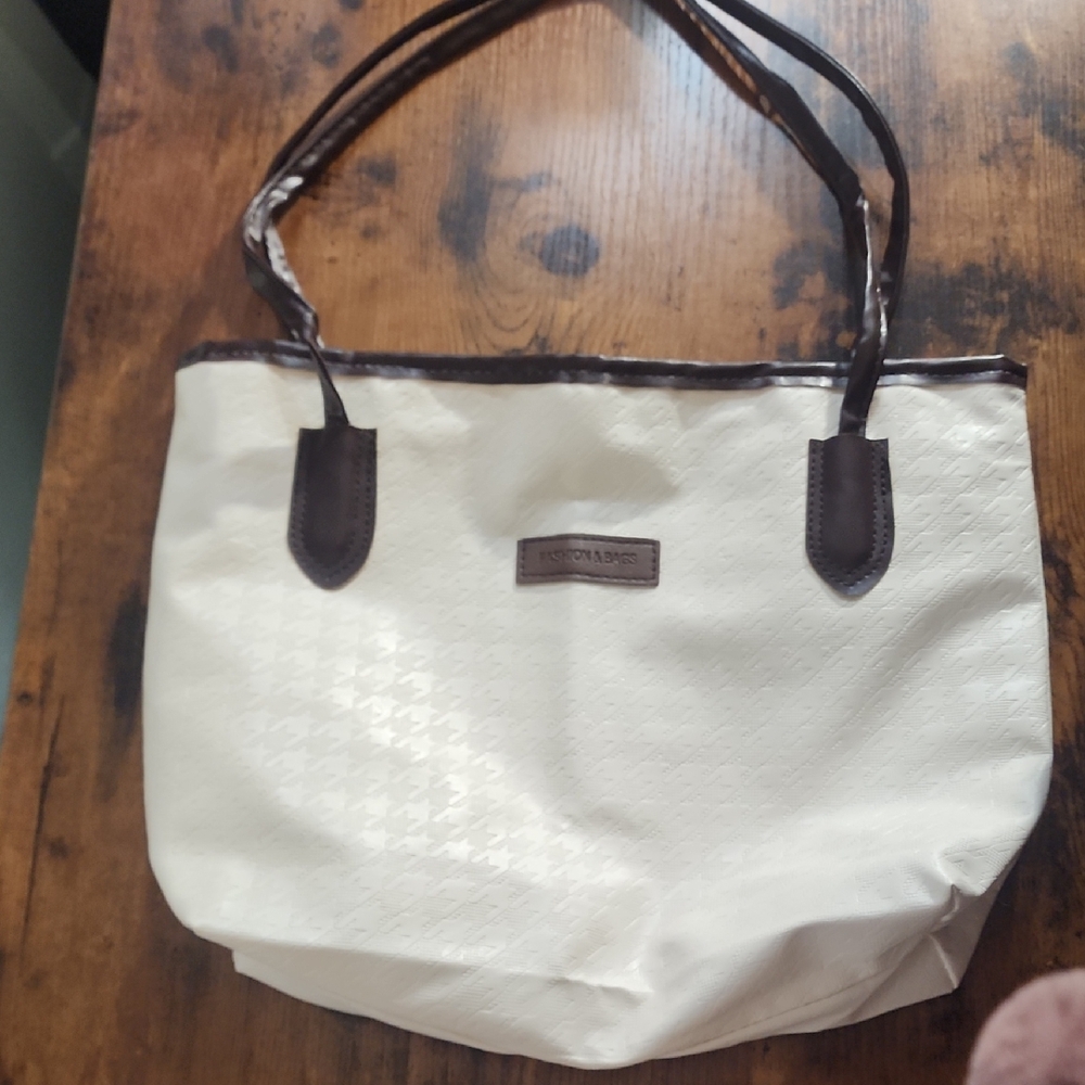 FP White&Coffee Chic Show Bag, Large Capacity Women's Fashion multifunctional